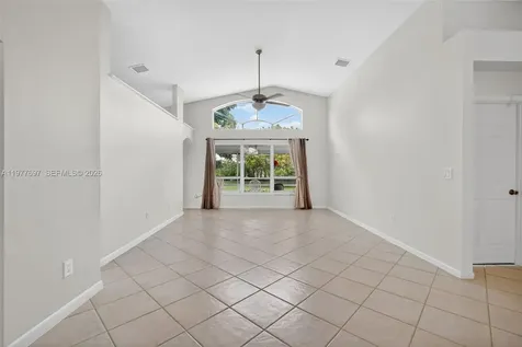 10624 Plainview Circle Boca Raton FL 33498