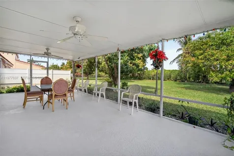 10624 Plainview Circle Boca Raton FL 33498