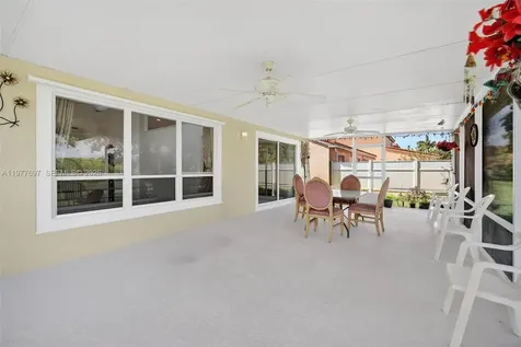 10624 Plainview Circle Boca Raton FL 33498