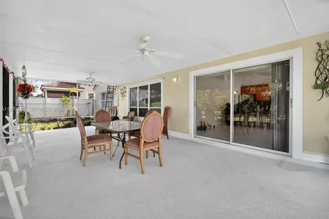 10624 Plainview Circle Boca Raton FL 33498