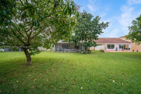 10624 Plainview Circle Boca Raton FL 33498
