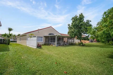 10624 Plainview Circle Boca Raton FL 33498