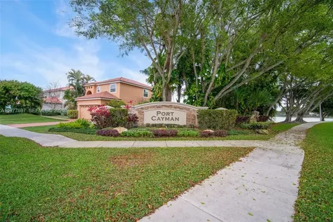 10624 Plainview Circle Boca Raton FL 33498