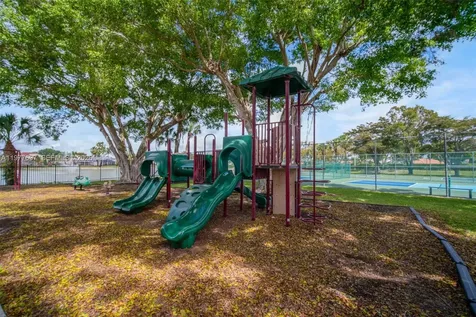 10624 Plainview Circle Boca Raton FL 33498