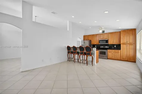 10624 Plainview Circle Boca Raton FL 33498