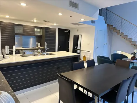 200 S Biscayne Boulevard Way Miami FL 33131