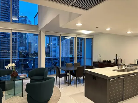 200 S Biscayne Boulevard Way Miami FL 33131