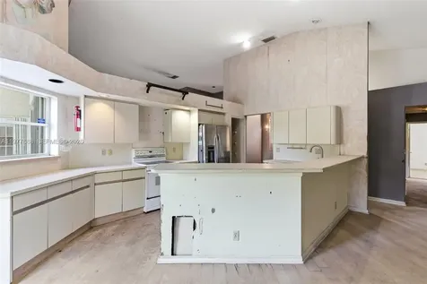 10784 Avenida Santa Ana Boca Raton FL 33498