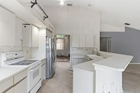 10784 Avenida Santa Ana Boca Raton FL 33498
