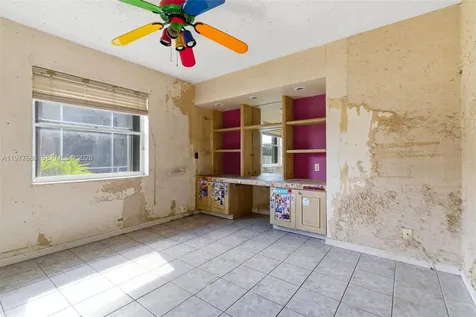 10784 Avenida Santa Ana Boca Raton FL 33498