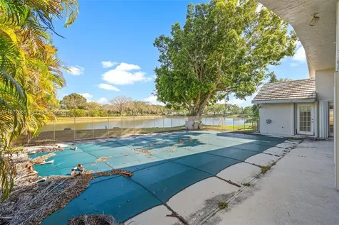 10784 Avenida Santa Ana Boca Raton FL 33498