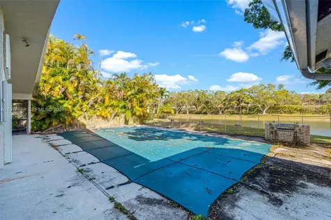 10784 Avenida Santa Ana Boca Raton FL 33498