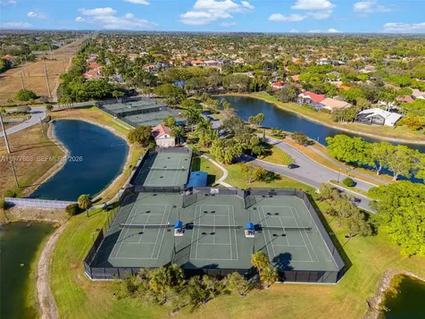 10784 Avenida Santa Ana Boca Raton FL 33498