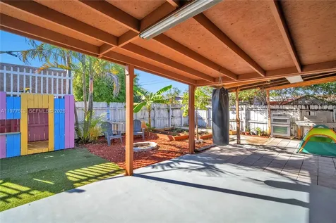7151 Taft Street Hollywood FL 33024