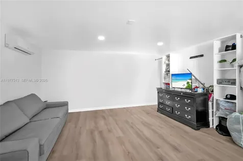 7151 Taft Street Hollywood FL 33024