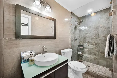7700 SW 139th Terrace Palmetto Bay FL 33158