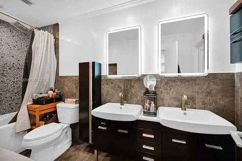 7700 SW 139th Terrace Palmetto Bay FL 33158
