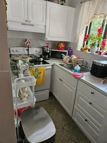1434 NW 2nd Street Miami FL 33125
