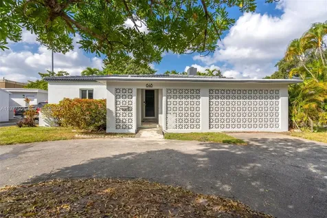 648 South Drive Miami Springs FL 33166