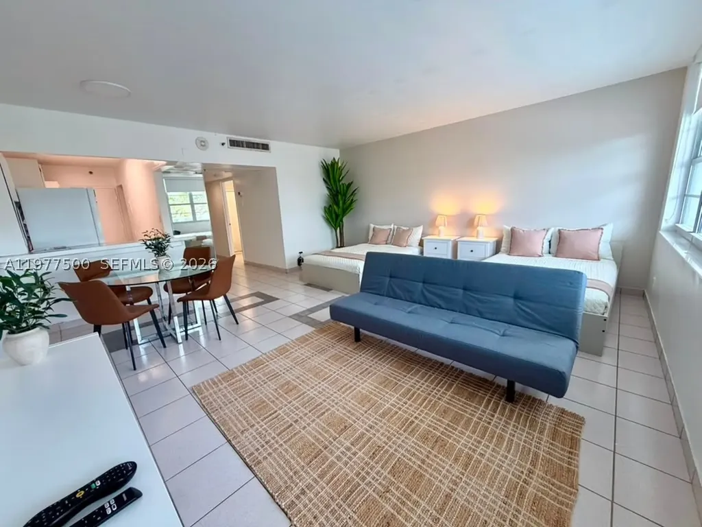 100 Lincoln Road Miami Beach FL 33139