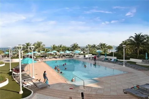 100 Lincoln Road Miami Beach FL 33139