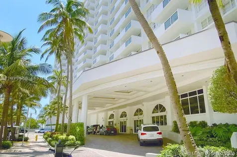 100 Lincoln Road Miami Beach FL 33139