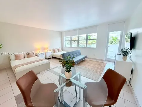 100 Lincoln Road Miami Beach FL 33139