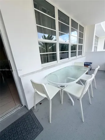 100 Lincoln Road Miami Beach FL 33139
