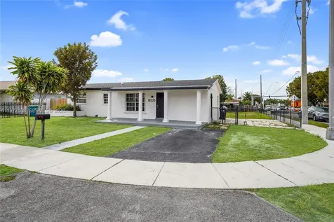 18220 NW 31st Avenue Miami Gardens FL 33056