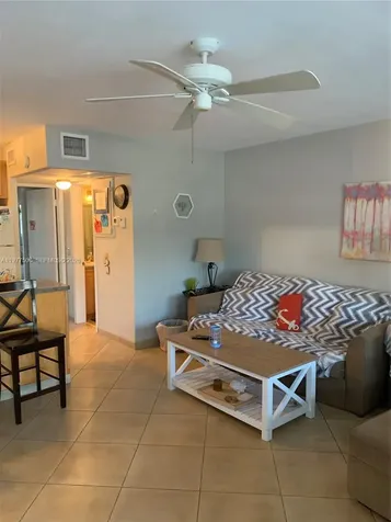 322 Taylor Street Hollywood FL 33019