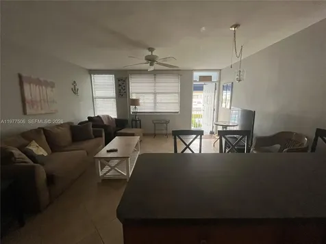 322 Taylor Street Hollywood FL 33019