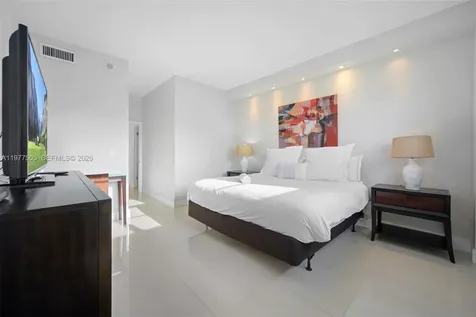 19370 Collins Avenue Sunny Isles Beach FL 33160