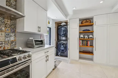 441 SW 27th Road Miami FL 33129