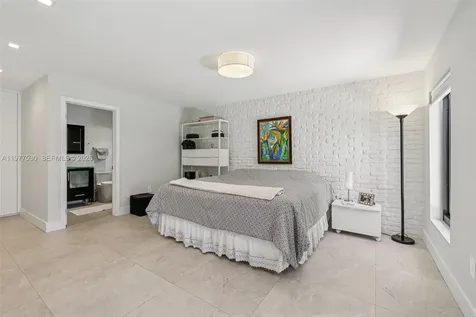 441 SW 27th Road Miami FL 33129