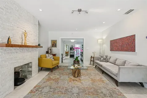 441 SW 27th Road Miami FL 33129