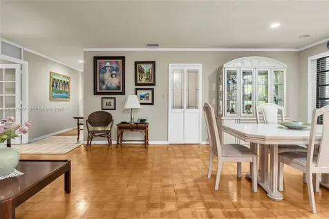 9011 SW 18th Terrace Miami FL 33165