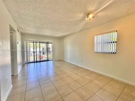 7423 SW 152nd Avenue Miami FL 33193
