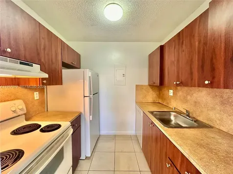 7423 SW 152nd Avenue Miami FL 33193
