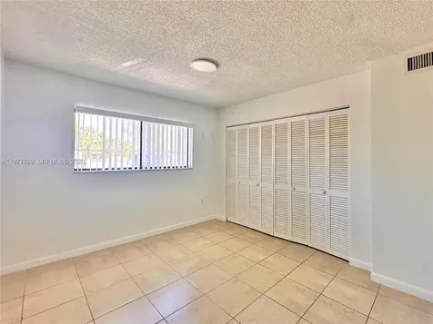 7423 SW 152nd Avenue Miami FL 33193
