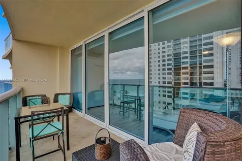 2501 S Ocean Drive Hollywood FL 33019