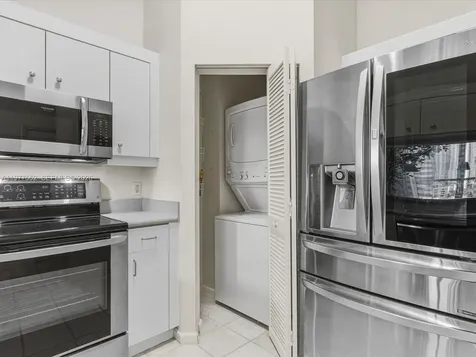 701 Brickell Key Boulevard Miami FL 33131