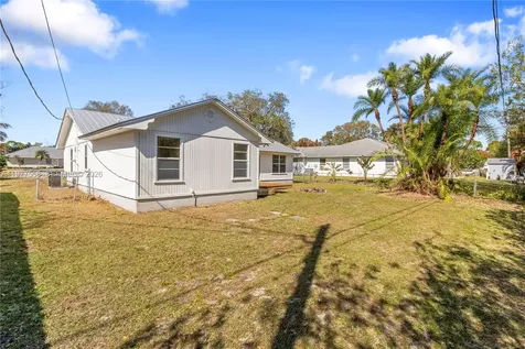 1816 SW 14th Avenue SW Vero Beach FL 32962
