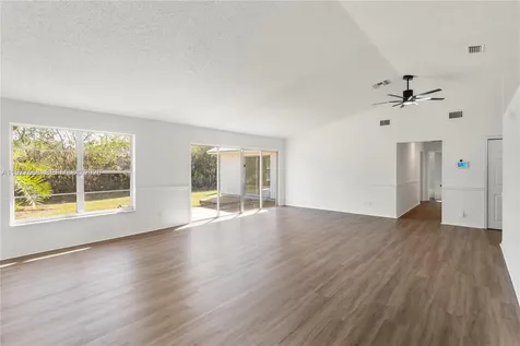 1816 SW 14th Avenue SW Vero Beach FL 32962