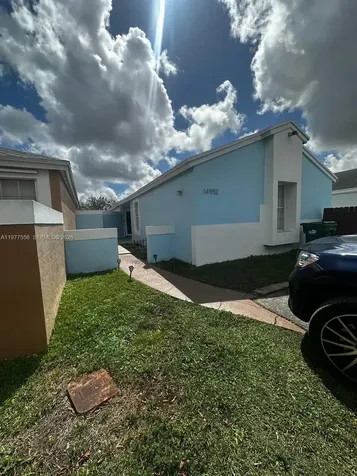 14952 SW 75th Terrace Miami FL 33193