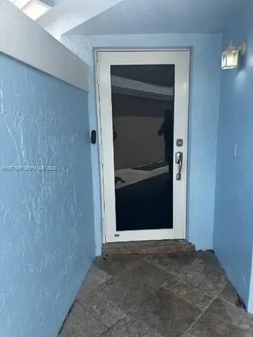 14952 SW 75th Terrace Miami FL 33193