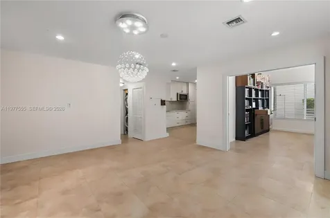 1601 Bay Road Miami Beach FL 33139