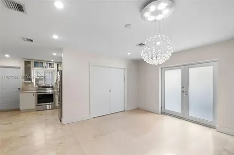 1601 Bay Road Miami Beach FL 33139
