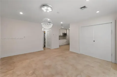 1601 Bay Road Miami Beach FL 33139
