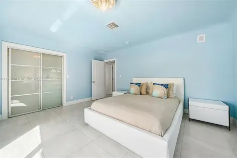 3465 NE 31st Avenue Lighthouse Point FL 33064