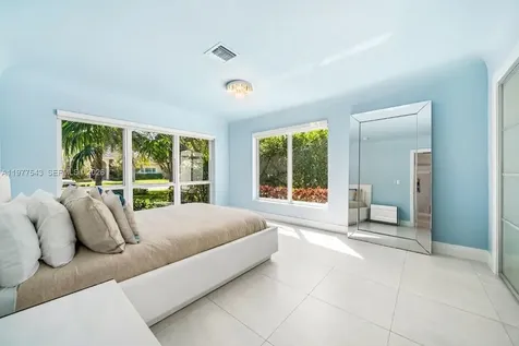 3465 NE 31st Avenue Lighthouse Point FL 33064